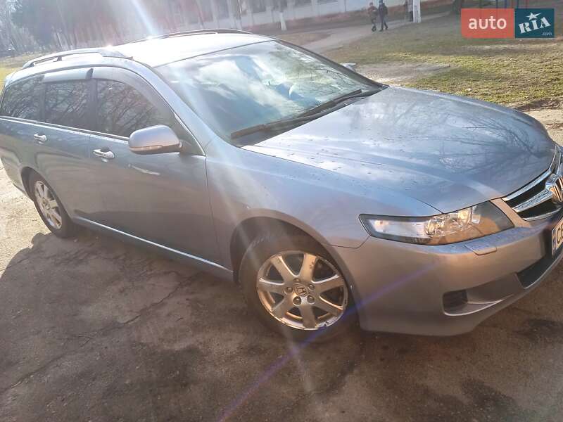 Универсал Honda Accord 2006 в Чернигове