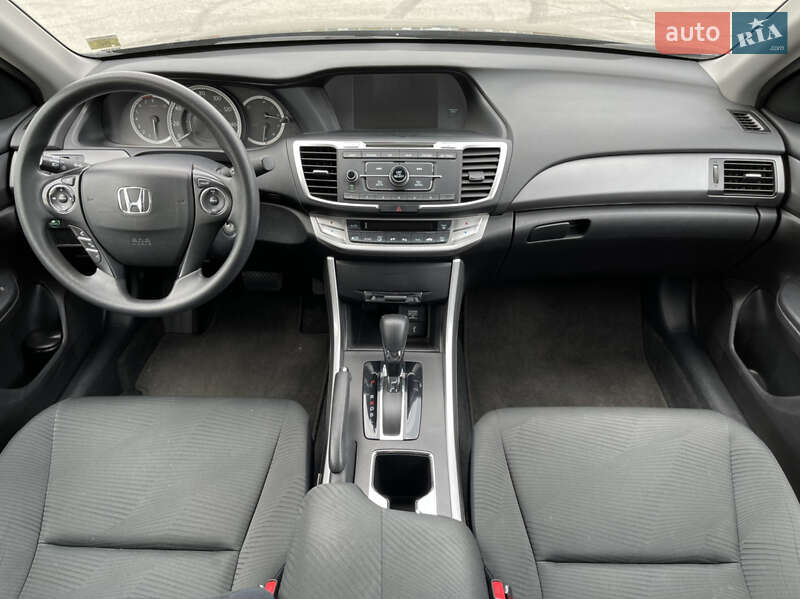 Седан Honda Accord 2015 в Харкові