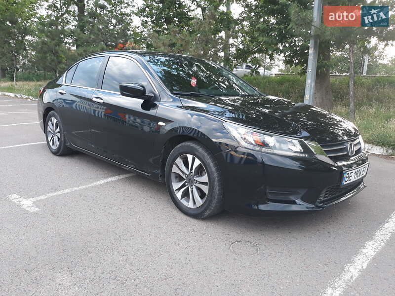 Седан Honda Accord 2013 в Миколаєві
