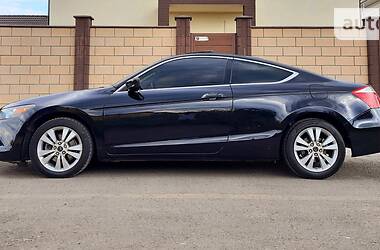 Купе Honda Accord 2009 в 