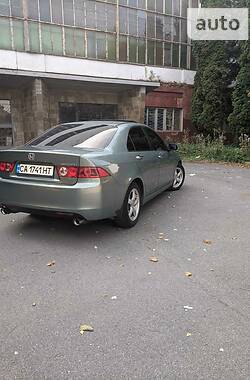 Седан Honda Accord 2004 в Умані