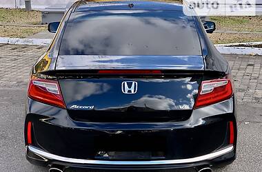 Купе Honda Accord 2017 в 