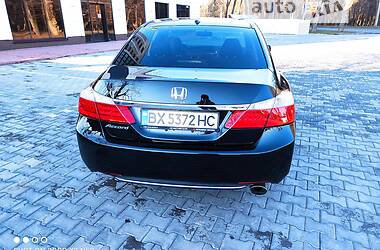 Седан Honda Accord 2014 в Хмельницком