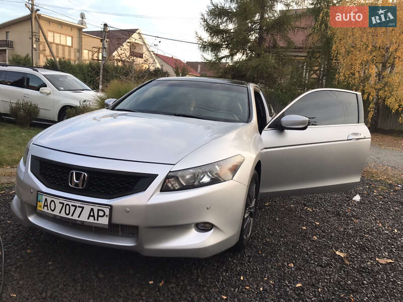 Купе Honda Accord 2007 в Ужгороде