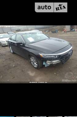Седан Honda Accord 2018 в 