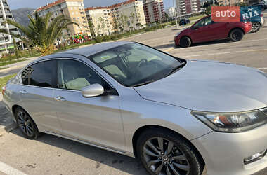 Седан Honda Accord 2013 в Черкассах