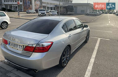 Седан Honda Accord 2013 в Черкассах