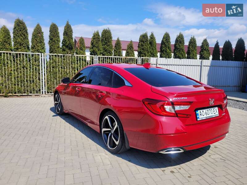 Седан Honda Accord 2017 в Мукачево