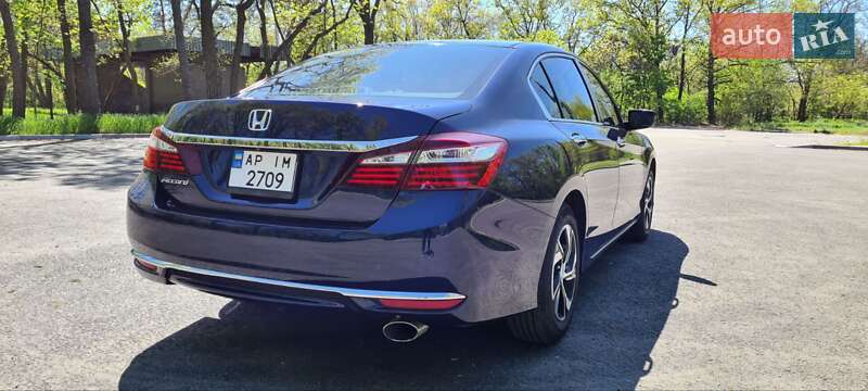 Седан Honda Accord 2017 в Запорожье