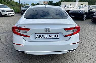Седан Honda Accord 2019 в 