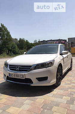 Седан Honda Accord 2013 в Тернополе
