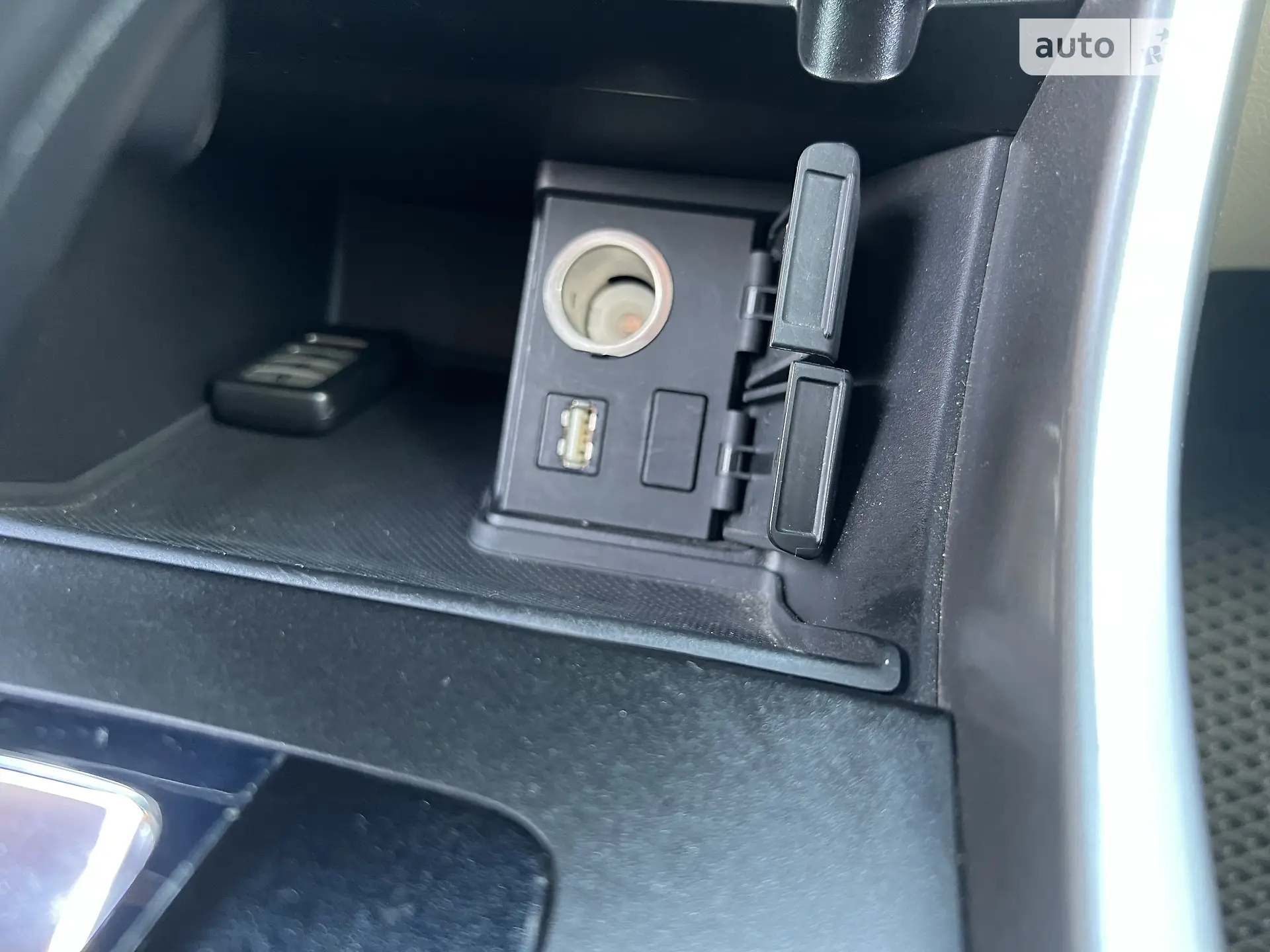 2015 Honda Accord - мініатюра 32