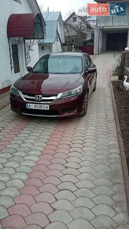 Седан Honda Accord 2013 в Тернополе