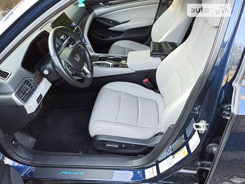 Седан Honda Accord 2017 в Кривому Розі