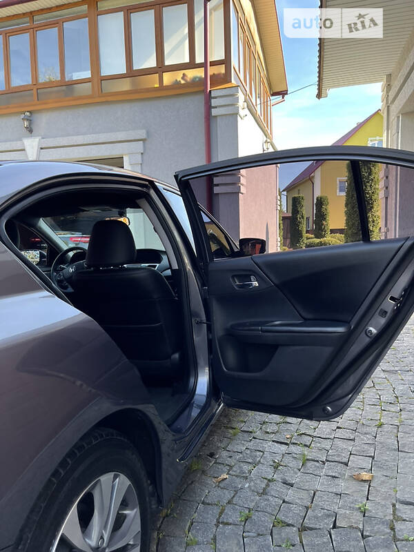 Седан Honda Accord 2015 в Чернівцях фото 15 Седан Honda Accord 2015 в Чернівцях