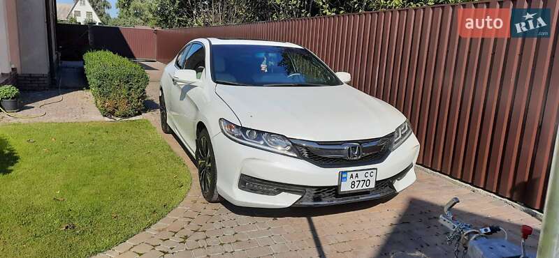 Купе Honda Accord 2015 в Киеве