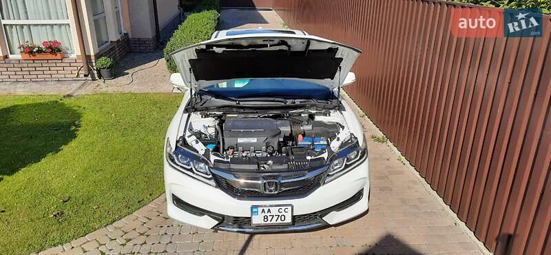 Купе Honda Accord 2015 в Киеве