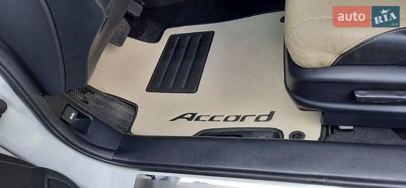 Купе Honda Accord 2015 в Киеве
