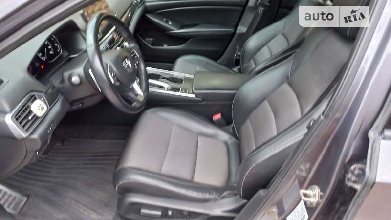 Седан Honda Accord 2018 в Николаеве