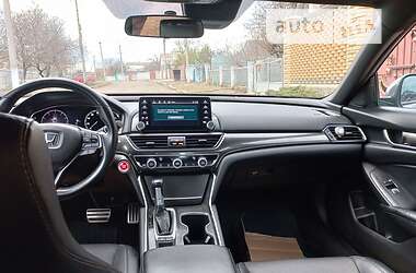 Седан Honda Accord 2018 в 