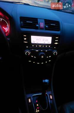 Седан Honda Accord 2008 в 