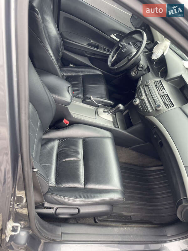 Седан Honda Accord 2012 в Києві