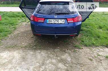 Универсал Honda Accord 2009 в Сарате