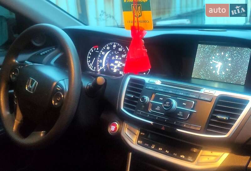 Седан Honda Accord 2014 в Новомосковске