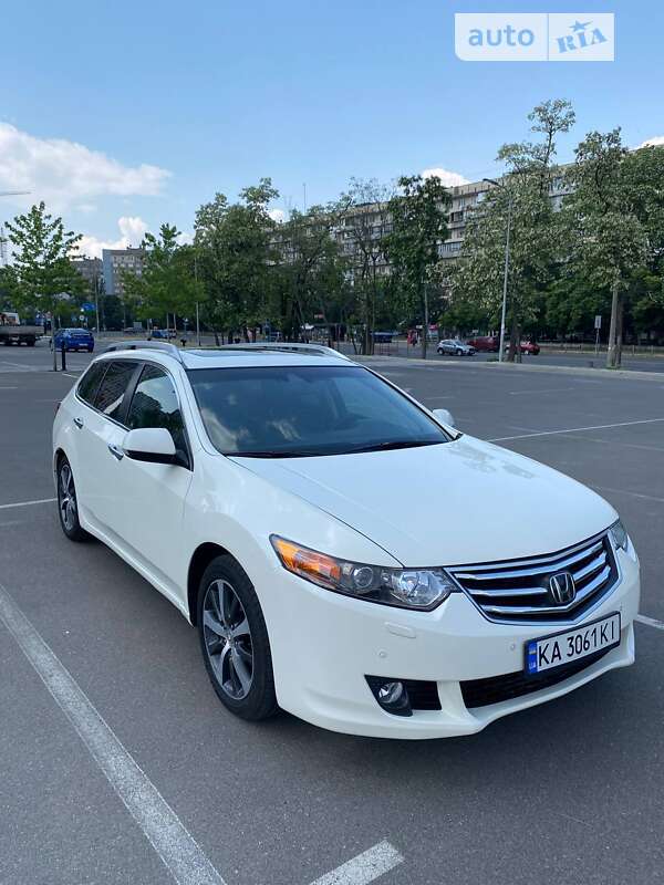 Универсал Honda Accord 2010 в Киеве