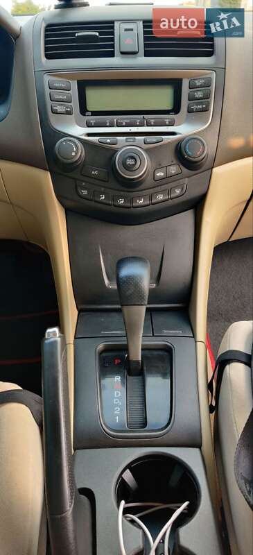 Седан Honda Accord 2006 в Львове
