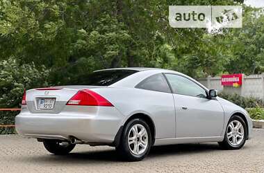Купе Honda Accord 2006 в 