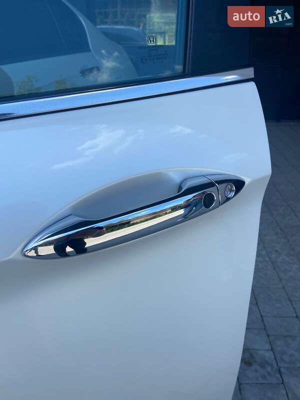 Седан Honda Accord 2014 в Шептицькому