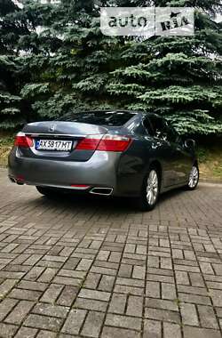 Седан Honda Accord 2014 в 