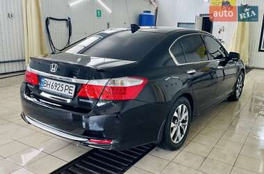 Седан Honda Accord 2014 в Одессе