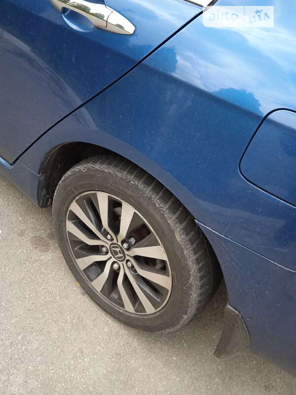Седан Honda Accord 2004 в Світловодську