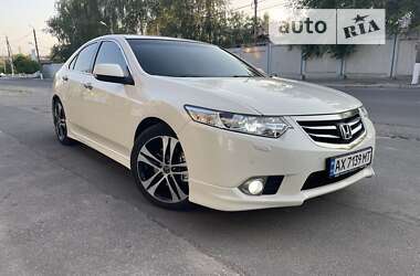 Седан Honda Accord 2011 в 
