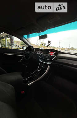 Купе Honda Accord 2013 в 