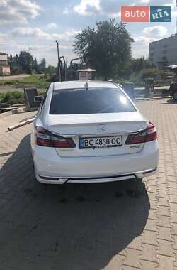Седан Honda Accord 2017 в 