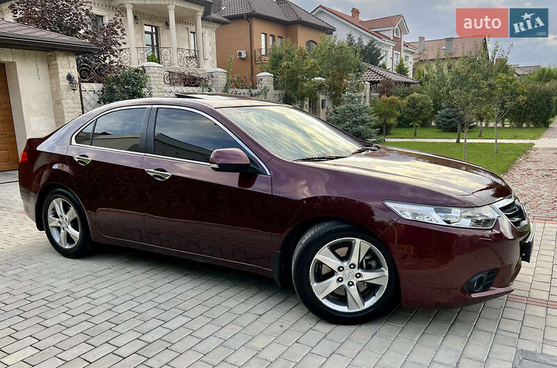 Седан Honda Accord 2011 в Одессе