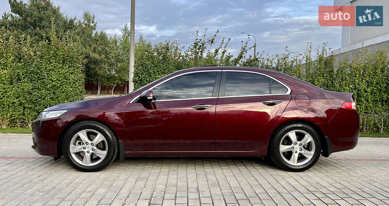Седан Honda Accord 2011 в Одессе