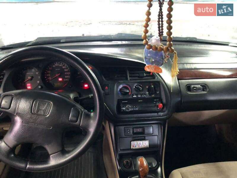 Седан Honda Accord 1999 в Днепре