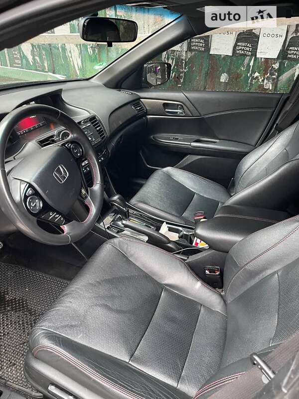 Седан Honda Accord 2017 в Києві