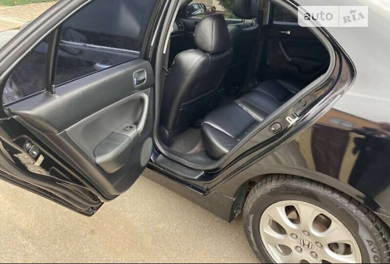 Седан Honda Accord 2006 в Львове