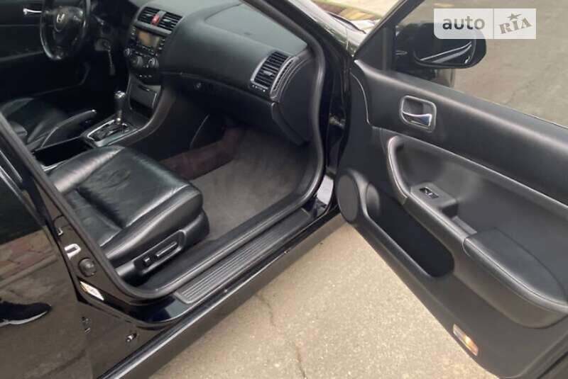 Седан Honda Accord 2006 в Львове