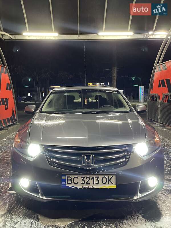 Седан Honda Accord 2008 в Львові