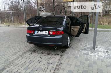 Седан Honda Accord 2006 в Берегово