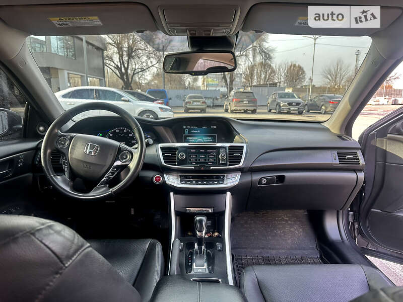 Седан Honda Accord 2014 в Дніпрі