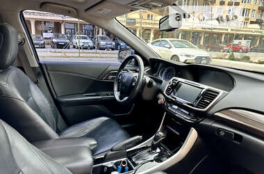 Седан Honda Accord 2016 в 