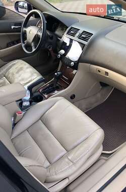 Седан Honda Accord 2006 в Киеве