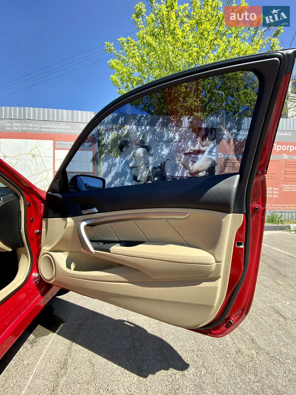 Купе Honda Accord 2008 в Киеве фото 14 Купе Honda Accord 2008 в Киеве